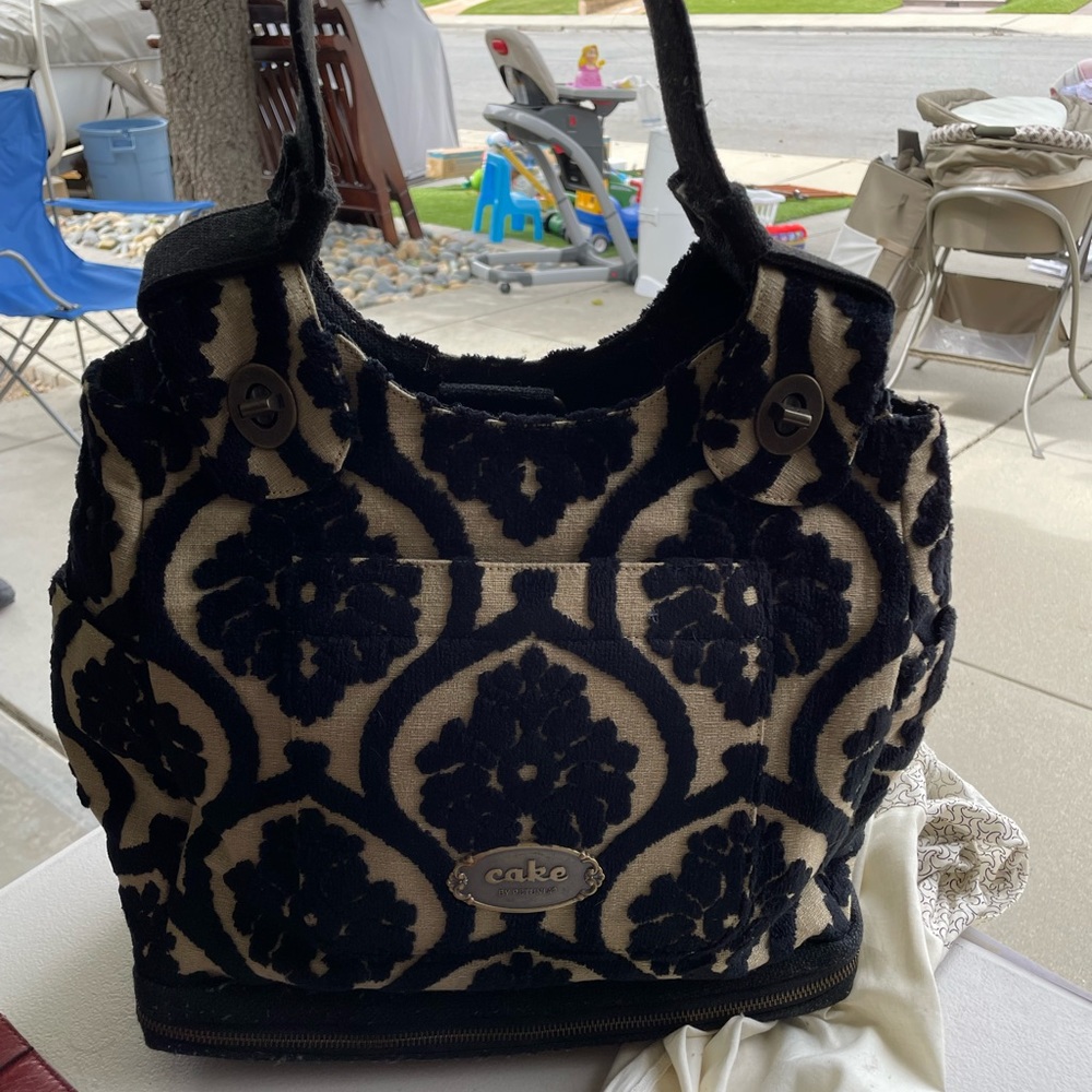 Petunia Pickle Bottom “Cake” fancy diaper bag.